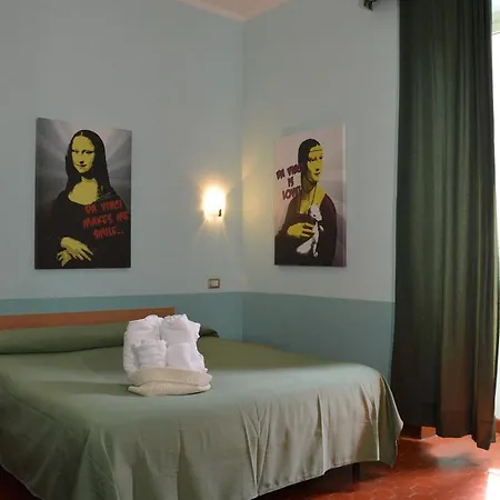 Couette-café Da Vinci Pop Rome